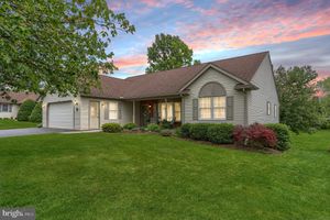 7 BROOKSIDE CIR, MYERSTOWN, PA