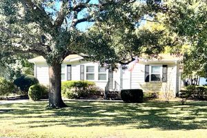 1021 S MARLIN CIR, MURRELLS INLET, SC