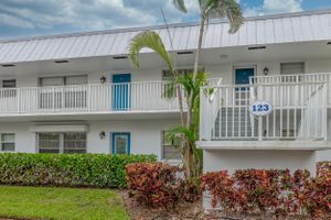 2929 SE OCEAN BLVD APT 123-2, STUART, FL