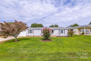 445 RIVERWIND DR, HENDERSONVILLE, NC