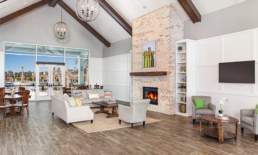 Clubhouse Lounge & Fireplace