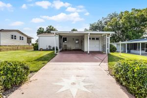 1606 MAGNOLIA AVE, LADY LAKE, FL
