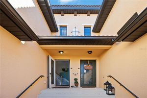 10817 TARFLOWER DR UNIT 201, VENICE, FL