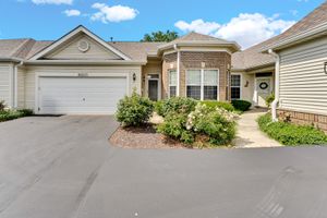 16203 POWDERHORN LAKE WAY, CREST HILL, IL