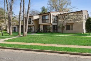 129 AMBERLY DR H, MANALAPAN, NJ