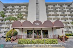 5900 NW 44TH ST 414, LAUDERHILL, FL