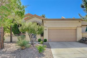 10725 MISSION LAKES AVE, LAS VEGAS, NV