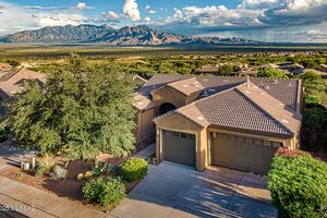 2145 W CACTUS RUN DR, GREEN VALLEY, AZ