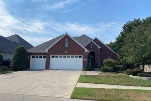 9909 GRANDVIEW DR, DENTON, TX