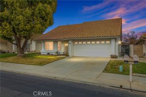 6287 TUCKAWAY AVE, BANNING, CA