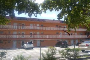 18900 NE 3RD CT APT 520, MIAMI, FL