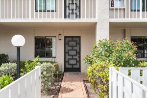 6149 POINTE REGAL CIR APT 108, DELRAY BEACH, FL