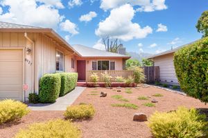 8927 OAK TRAIL DR, SANTA ROSA, CA