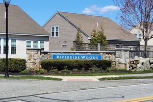 1 FRANCIS DR 106, ANDOVER, MA