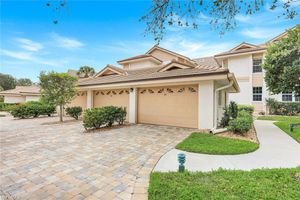 3321 GLEN CAIRN CT APT 102, BONITA SPRINGS, FL