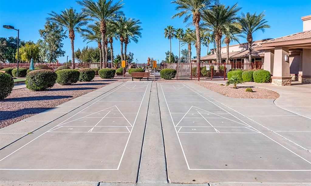 2 Shuffleboard Courts