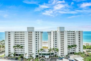 20 WHISPERING SANDS DR 1205, SARASOTA, FL