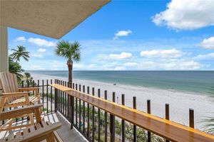 3399 GULF SHORE BLVD 309, NAPLES, FL