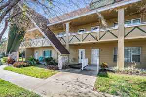 2000 WORLD PARKWAY BLVD APT 15, CLEARWATER, FL