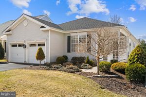 2150 FOUR SEASONS BLVD, MACUNGIE, PA