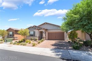 664 LONGFEATHER ST, HENDERSON, NV