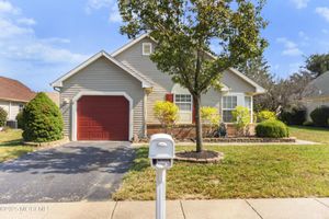 2335 LOGAN CT, TOMS RIVER, NJ