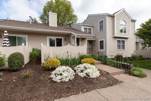 443 LAKEVIEW DR # 443, SOUTHINGTON, CT