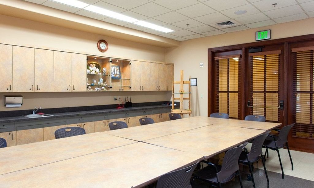 Arts & Crafts Studio