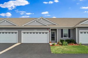 927 DARWIN ST, NORTH AURORA, IL