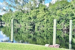 5529 SIR WALTER WAY, NORTH FORT MYERS, FL