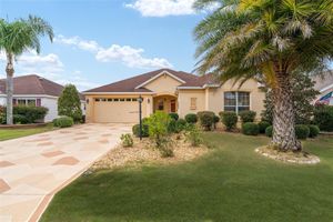 879 CHAPMAN LOOP, THE VILLAGES, FL