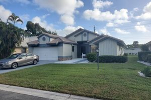 8910 BOATSWAIN DR # 8910, BOYNTON BEACH, FL