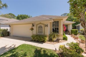 22 CROSSTIE CT, PALM COAST, FL