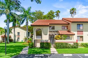 10263 N CIRCLE LAKE DR APT 201, BOYNTON BEACH, FL