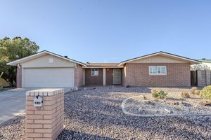 5618 E DES MOINES ST, MESA, AZ