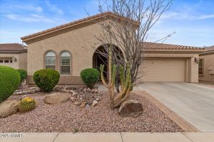 4515 E RAKESTRAW LN, GILBERT, AZ