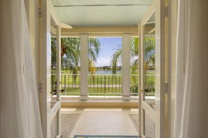 5025 HARMONY CIR APT 203, VERO BEACH, FL