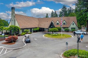 10637 GLEN ACRES DR S # 10637, SEATTLE, WA