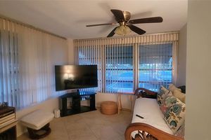 1252 CLUB DR D, DELRAY BEACH, FL