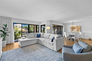 6710 PELICAN BAY BLVD 422, NAPLES, FL