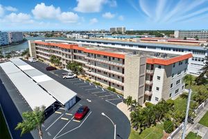 3114 59TH ST 302, GULFPORT, FL