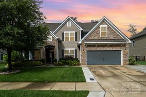 183 CANOE POLE LN, MOORESVILLE, NC