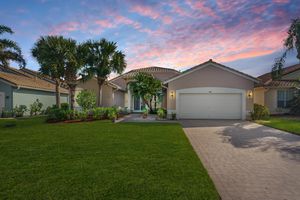 468 NW BLUE LAKE DR, PORT SAINT LUCIE, FL