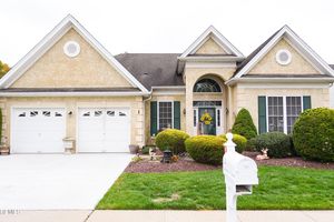 1 BELMONT CT, FREEHOLD, NJ