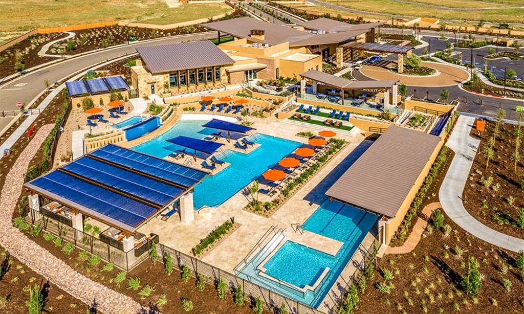 Outdoor Resort-Style Pool, Lap Pool, & Spa