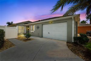 997 OSCAR LN, THE VILLAGES, FL