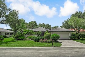 14 BRISTOL CIR, BOYNTON BEACH, FL