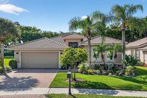 8908 AGLIANA CIR, BOYNTON BEACH, FL