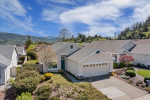 308 ROLLING HILL CT, CLOVERDALE, CA
