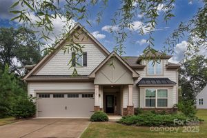 524 ERNST PT, MOUNT HOLLY, NC